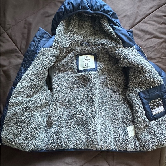 Cozy Puffer Jacket - Picture 4 of 6